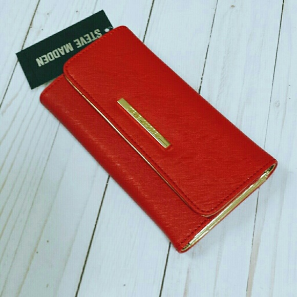 Steve Madden wallet NWT Women's Gorgeous Red Color - Picture 3 of 9